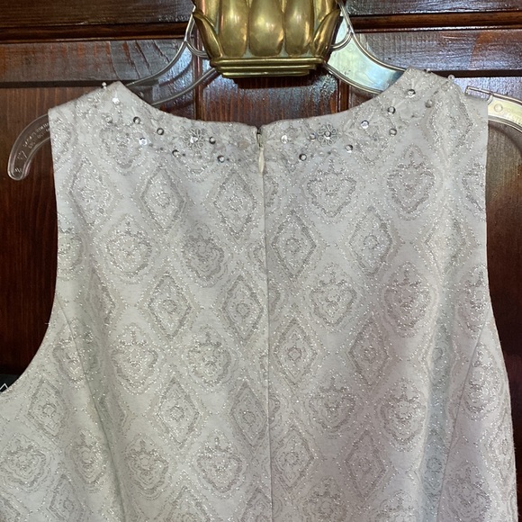 NWT , Tahari white Brocade design embroidered dress , 6 - Picture 4 of 6